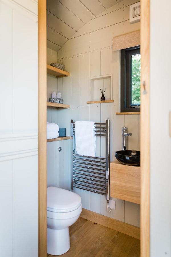 Boutique Cornish Shepherd'S Hut With Hot Tub ローンソン エクステリア 写真