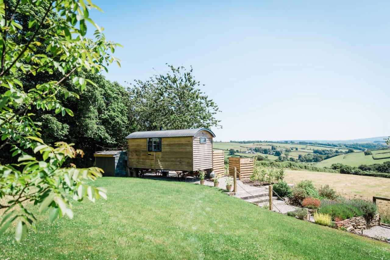 Boutique Cornish Shepherd'S Hut With Hot Tub ローンソン エクステリア 写真