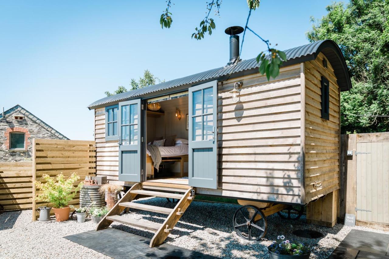 Boutique Cornish Shepherd'S Hut With Hot Tub ローンソン エクステリア 写真